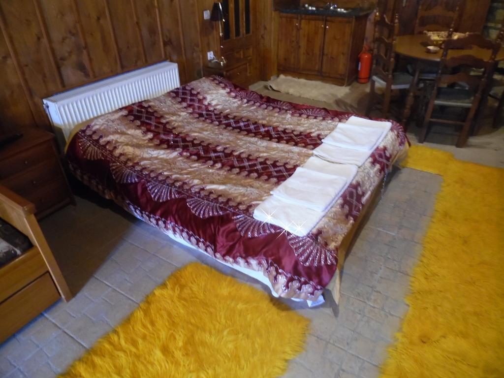 Elatos Rooms Mikrón Khoríon Quarto foto
