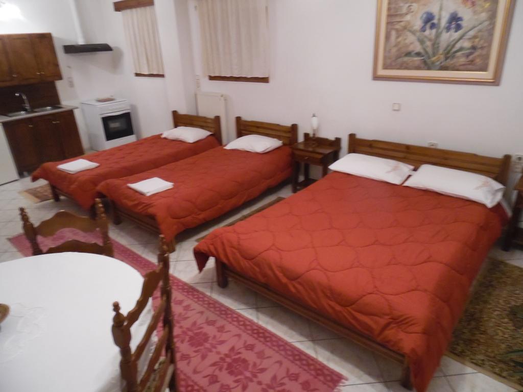 Elatos Rooms Mikrón Khoríon Quarto foto