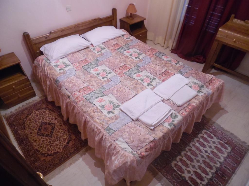 Elatos Rooms Mikrón Khoríon Quarto foto